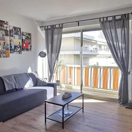 Apartmán Santa Severina, Trilocale Comodo E Pratico Centro Citta Menton