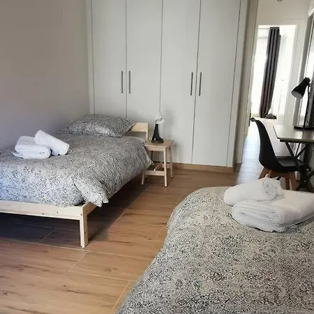 Apartment Santa Severina, Trilocale Comodo E Pratico Centro Citta Menton