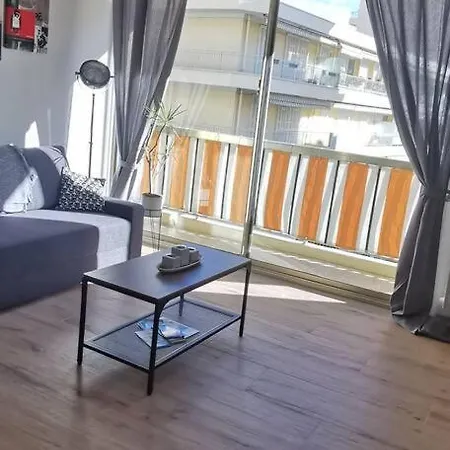 Appartamento Santa Severina, Trilocale Comodo E Pratico Centro