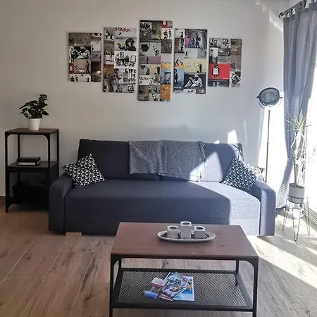 Apartment Santa Severina, Trilocale Comodo E Pratico Centro Citta *