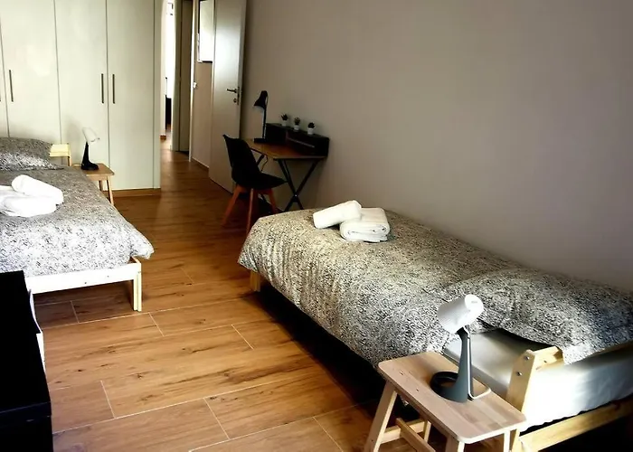 Santa Severina, Trilocale Comodo E Pratico Centro Citta Μεντόν